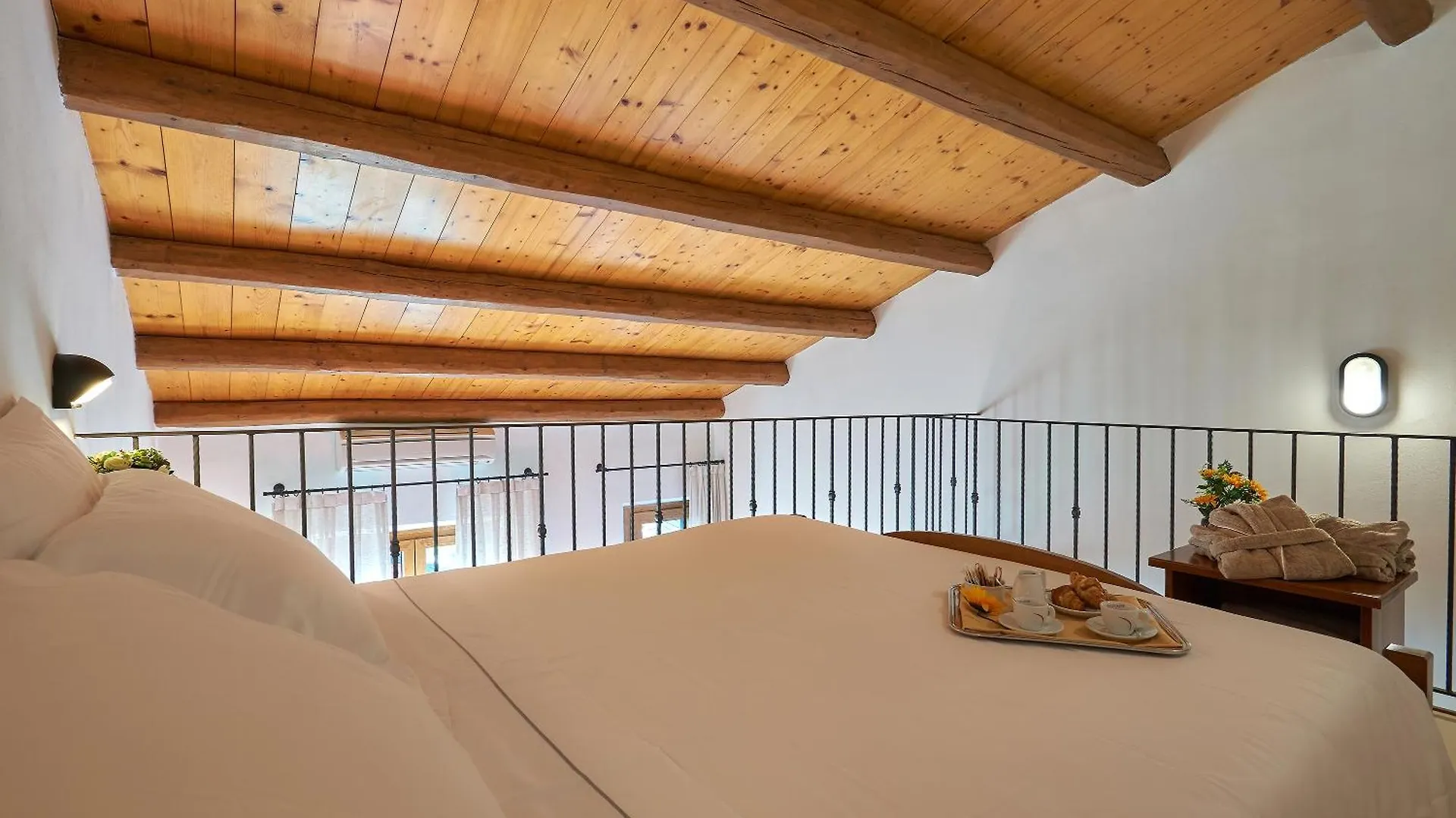 Hotel Casanova - Panoramic Rooms And Suites San Quirico dʼOrcia