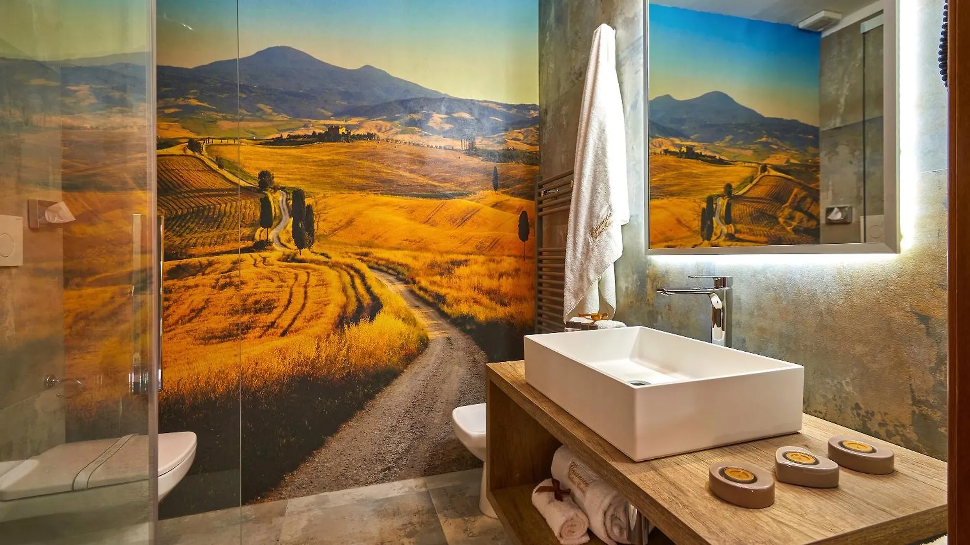*** Hotel Casanova - Panoramic Rooms And Suites San Quirico dʼOrcia Itália