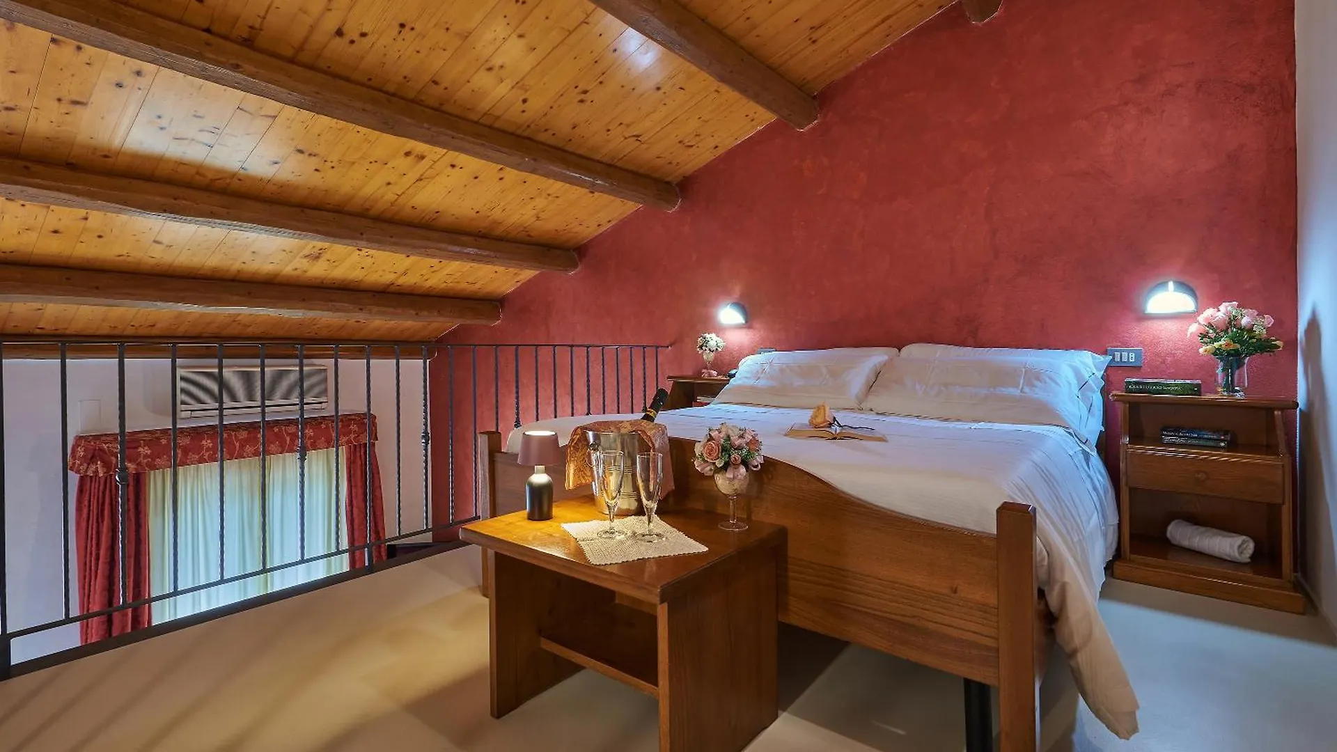Casanova - Panoramic Rooms And Suites San Quirico dʼOrcia Hotel