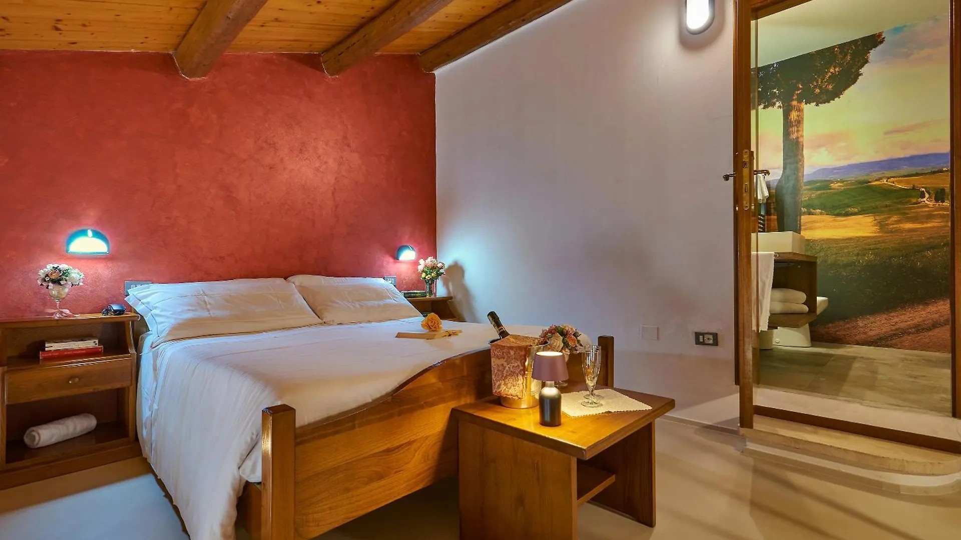 Casanova - Panoramic Rooms And Suites San Quirico dʼOrcia Hotel