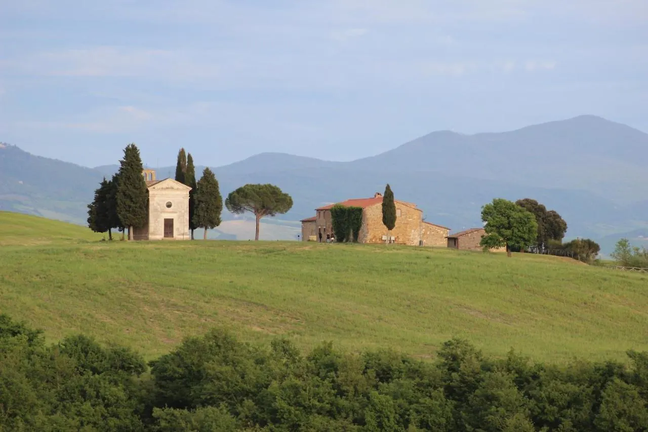 Casanova - Panoramic Rooms And Suites San Quirico dʼOrcia 3*,