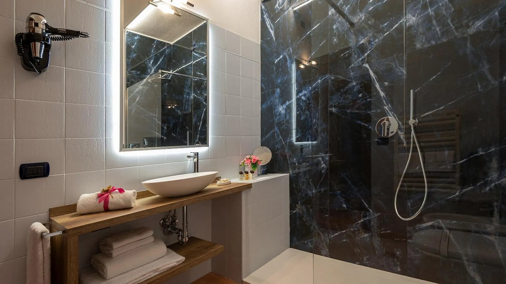 Casanova - Panoramic Rooms And Suites San Quirico d'Orcia 3*,